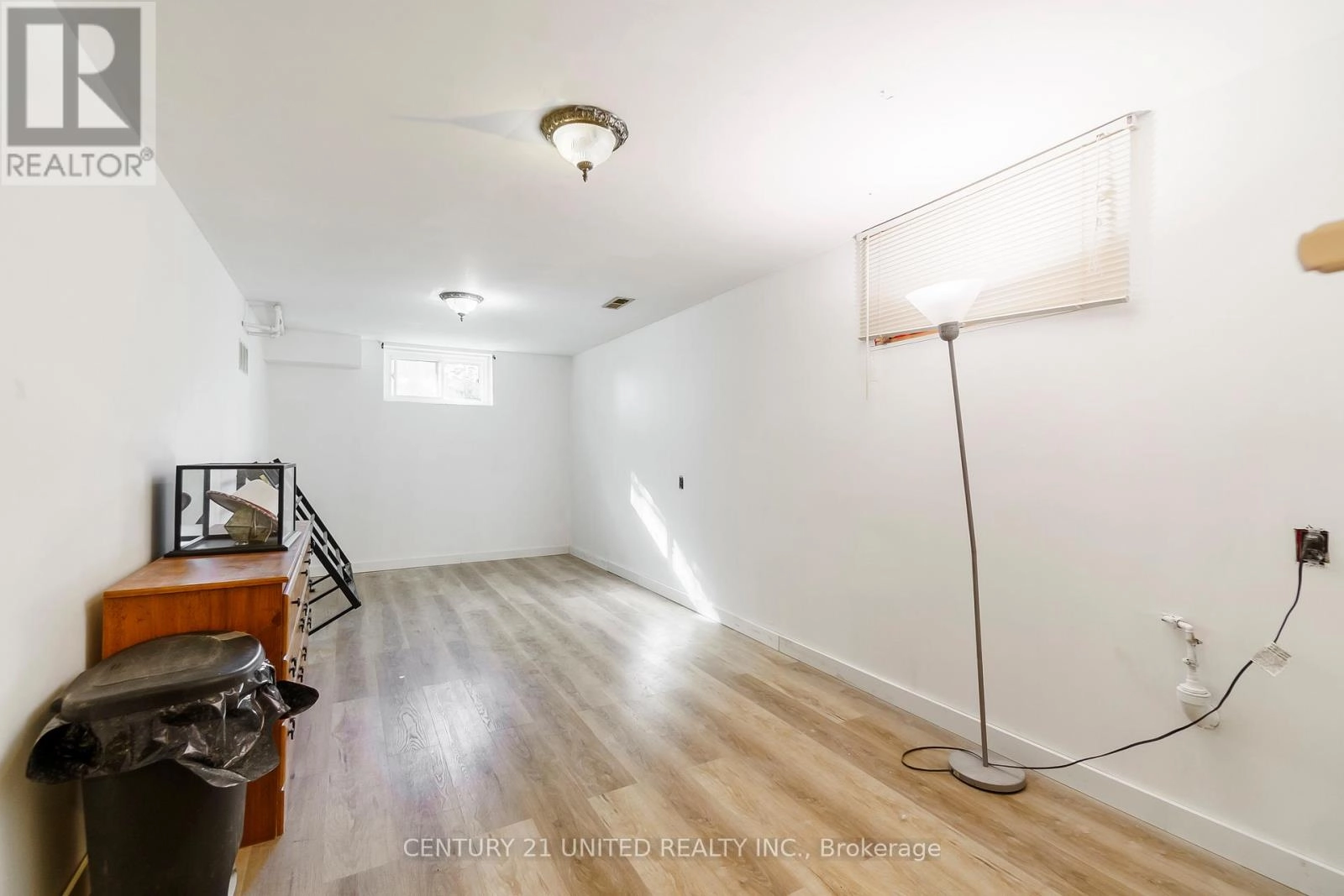 32 Nelson Street, Quinte West, Ontario  K0K 1E0 - Photo 27 - X12468959