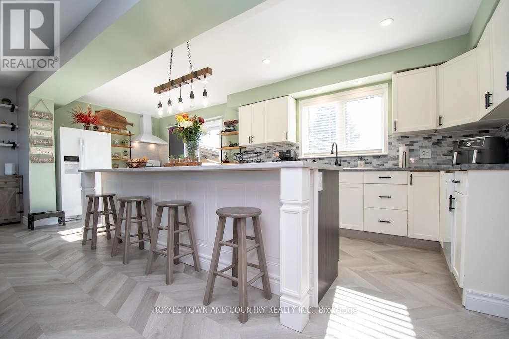 1412 7a Highway, Kawartha Lakes, Ontario  L0A 1A0 - Photo 12 - X12469045