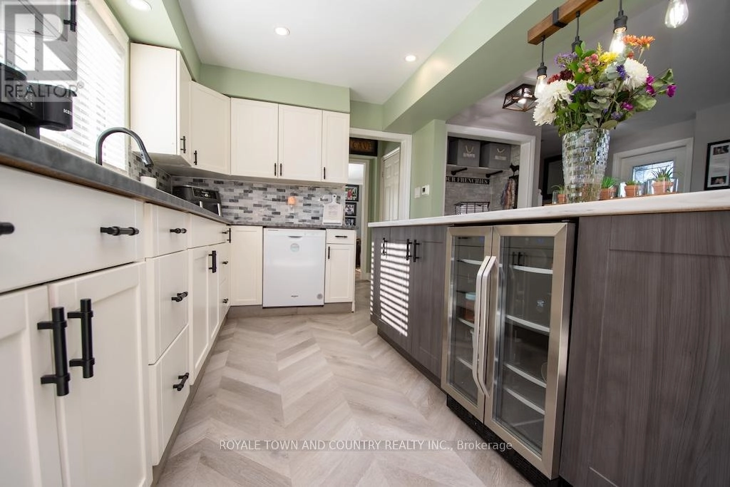 1412 7a Highway, Kawartha Lakes, Ontario  L0A 1A0 - Photo 15 - X12469045