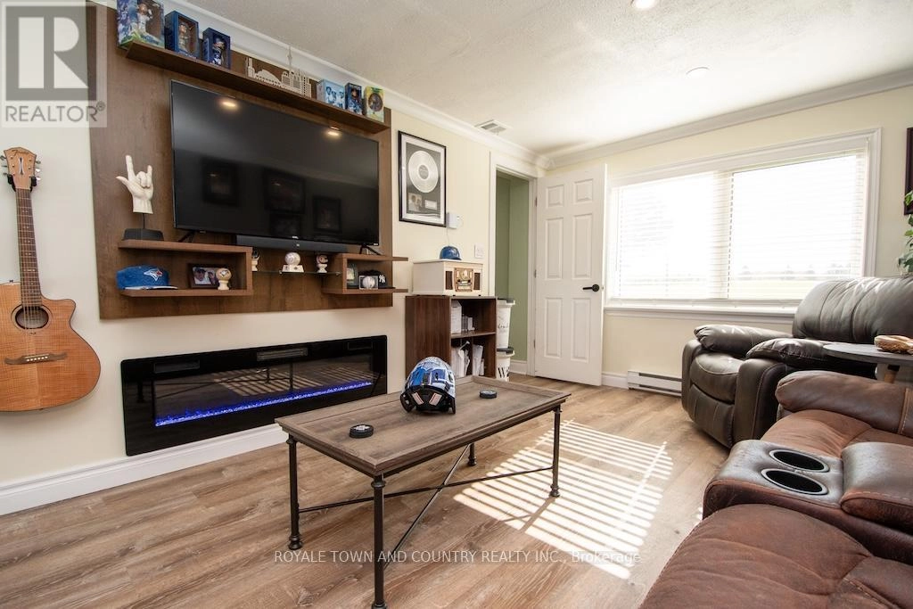 1412 7a Highway, Kawartha Lakes, Ontario  L0A 1A0 - Photo 22 - X12469045