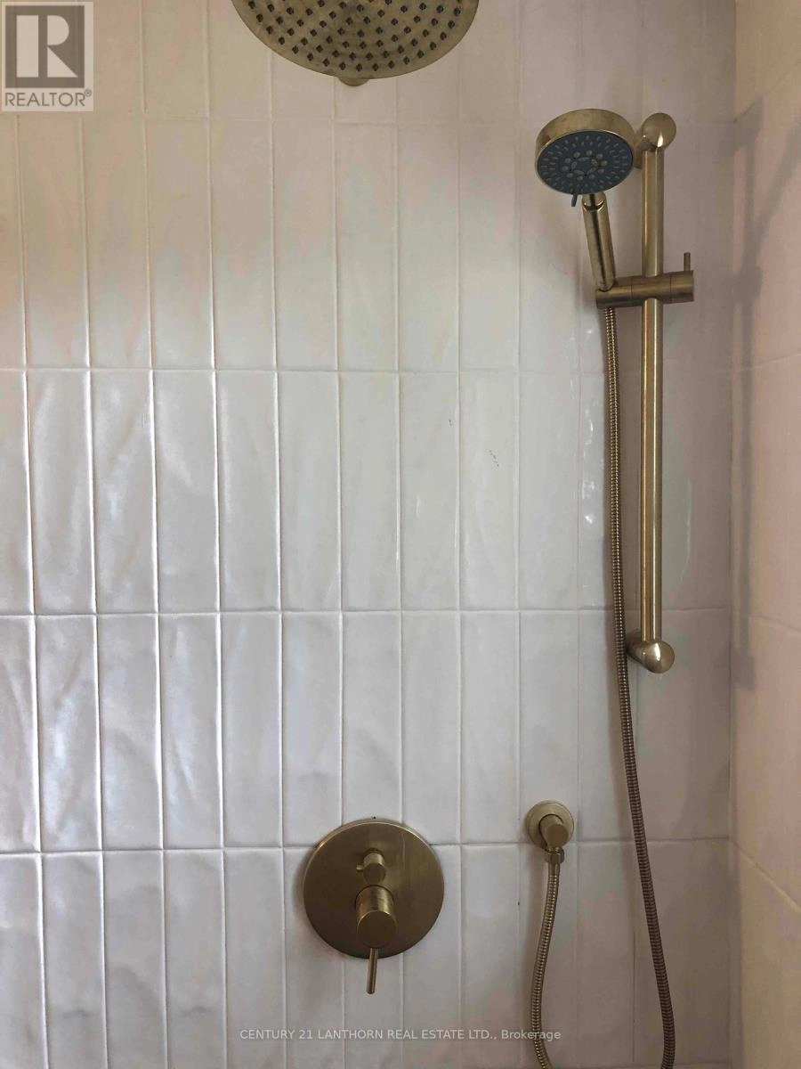 210 Melville Road, Prince Edward County, Ontario  K0K 1T0 - Photo 12 - X12435357