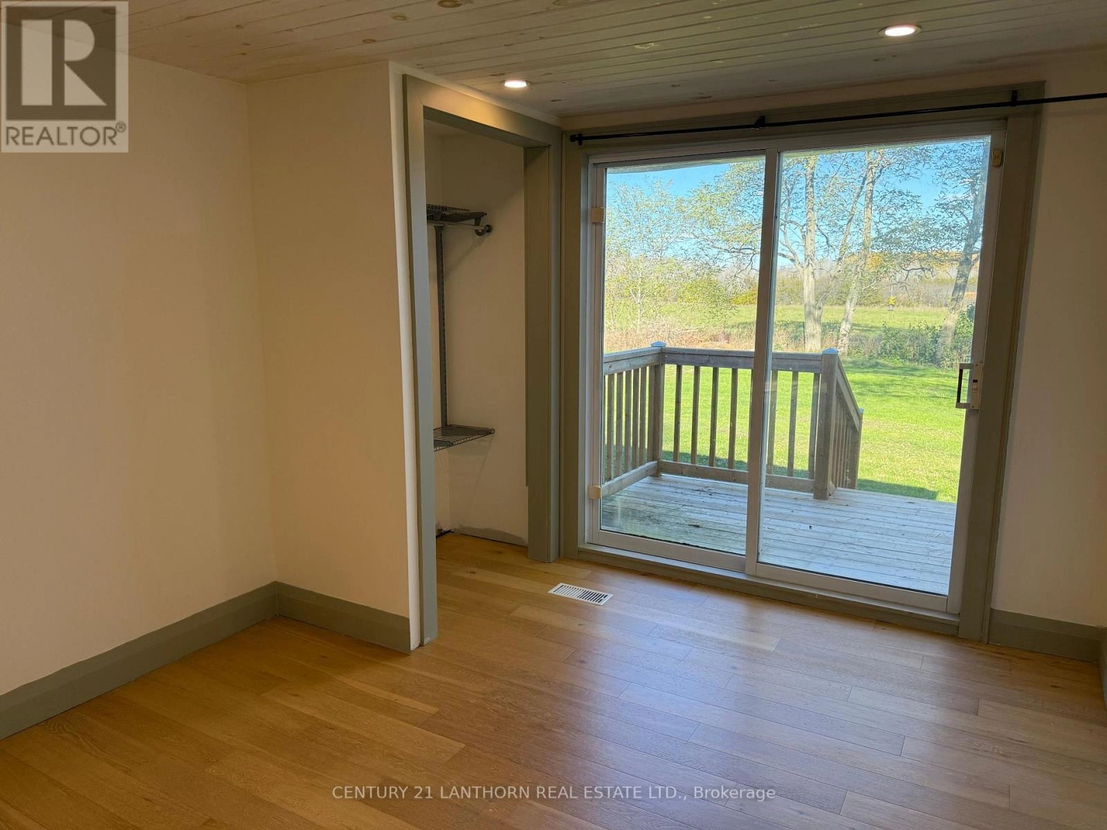 210 Melville Road, Prince Edward County, Ontario  K0K 1T0 - Photo 19 - X12435357