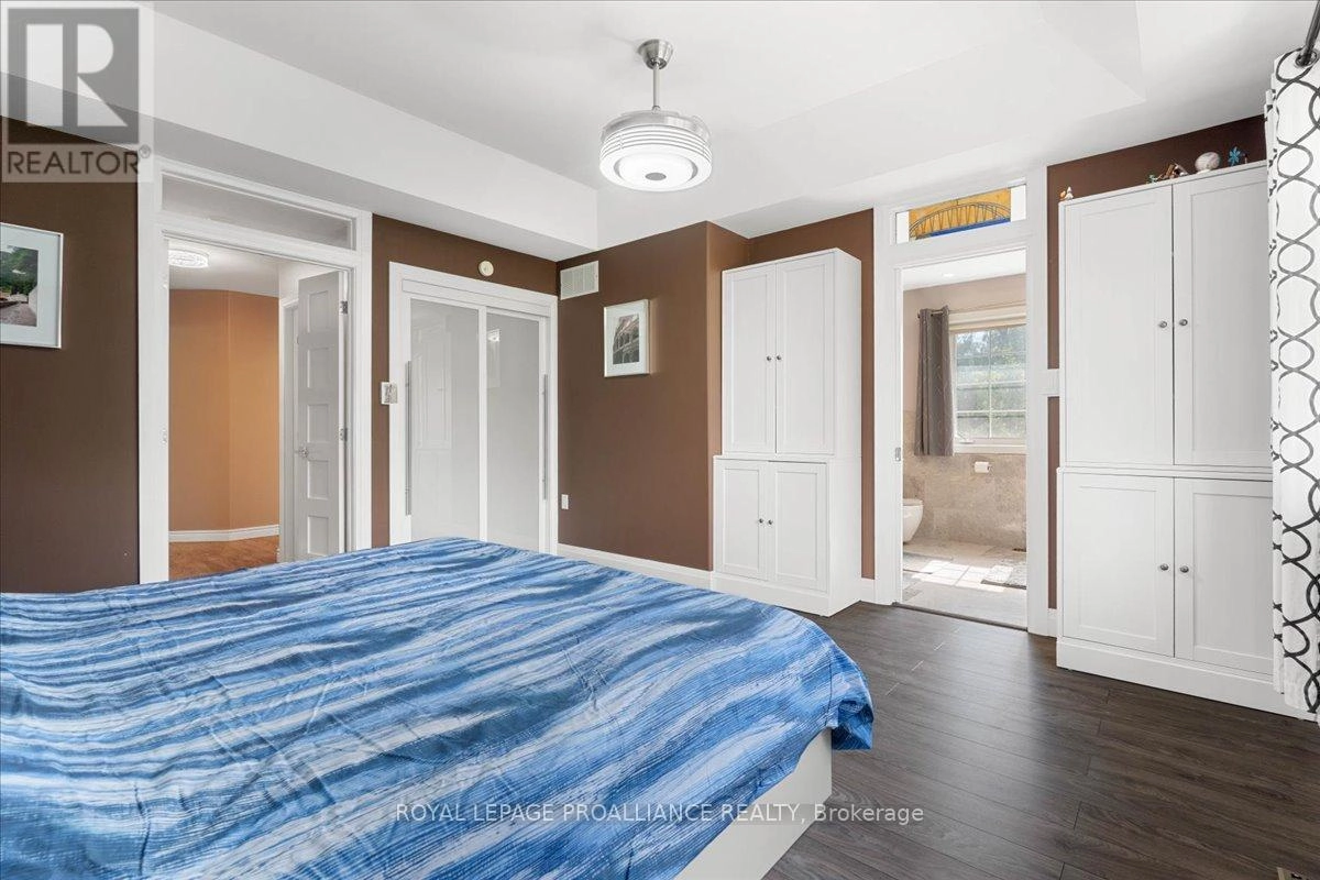 685 County Road 28, Prince Edward County, Ontario  K8N 4Z7 - Photo 23 - X12473088