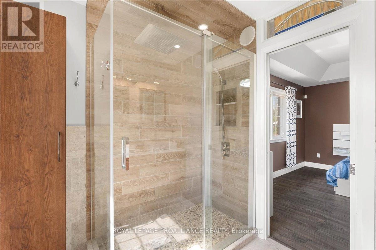 685 County Road 28, Prince Edward County, Ontario  K8N 4Z7 - Photo 25 - X12473088