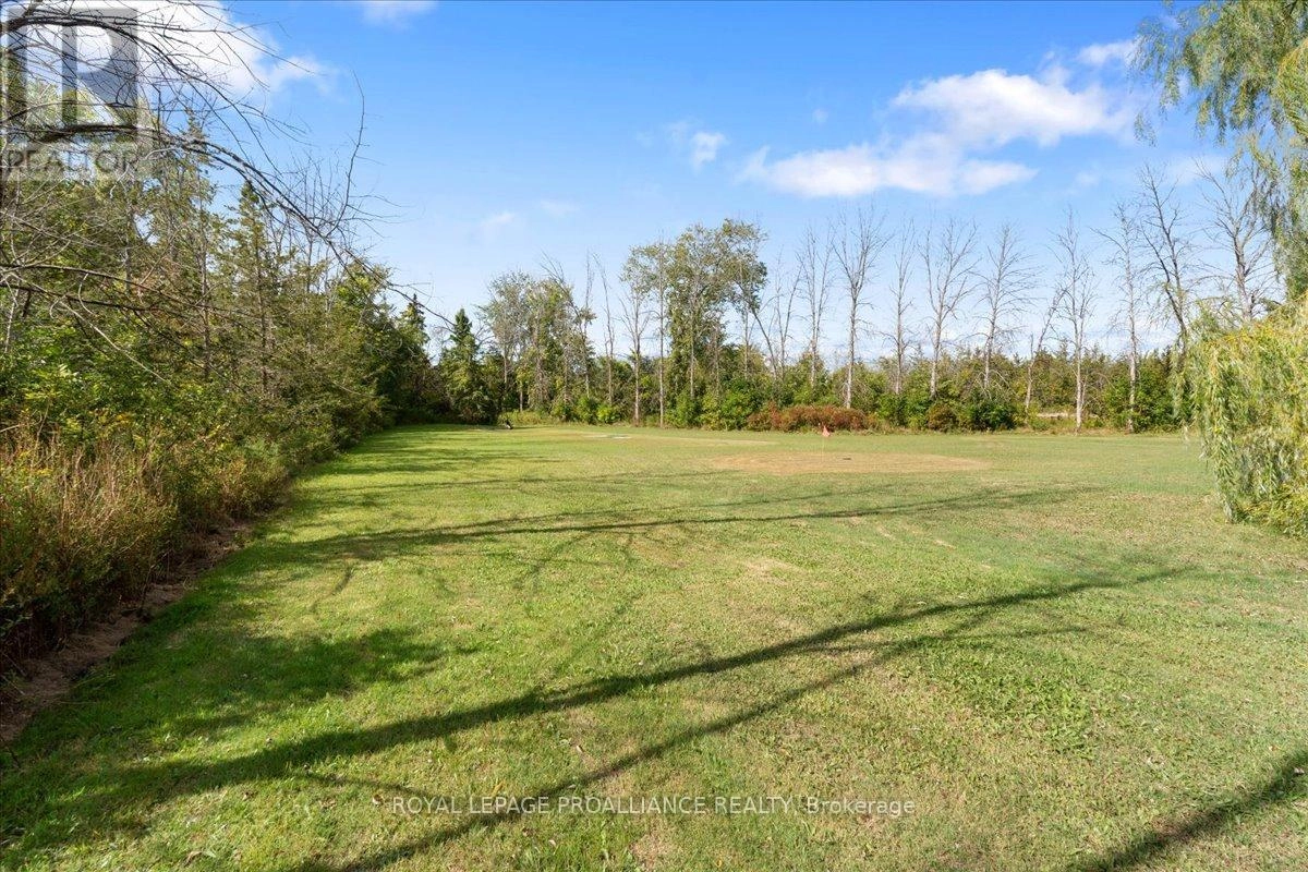 685 County Road 28, Prince Edward County, Ontario  K8N 4Z7 - Photo 42 - X12473088