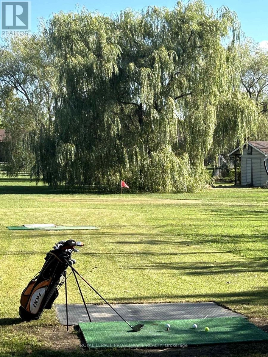 685 County Road 28, Prince Edward County, Ontario  K8N 4Z7 - Photo 43 - X12473088