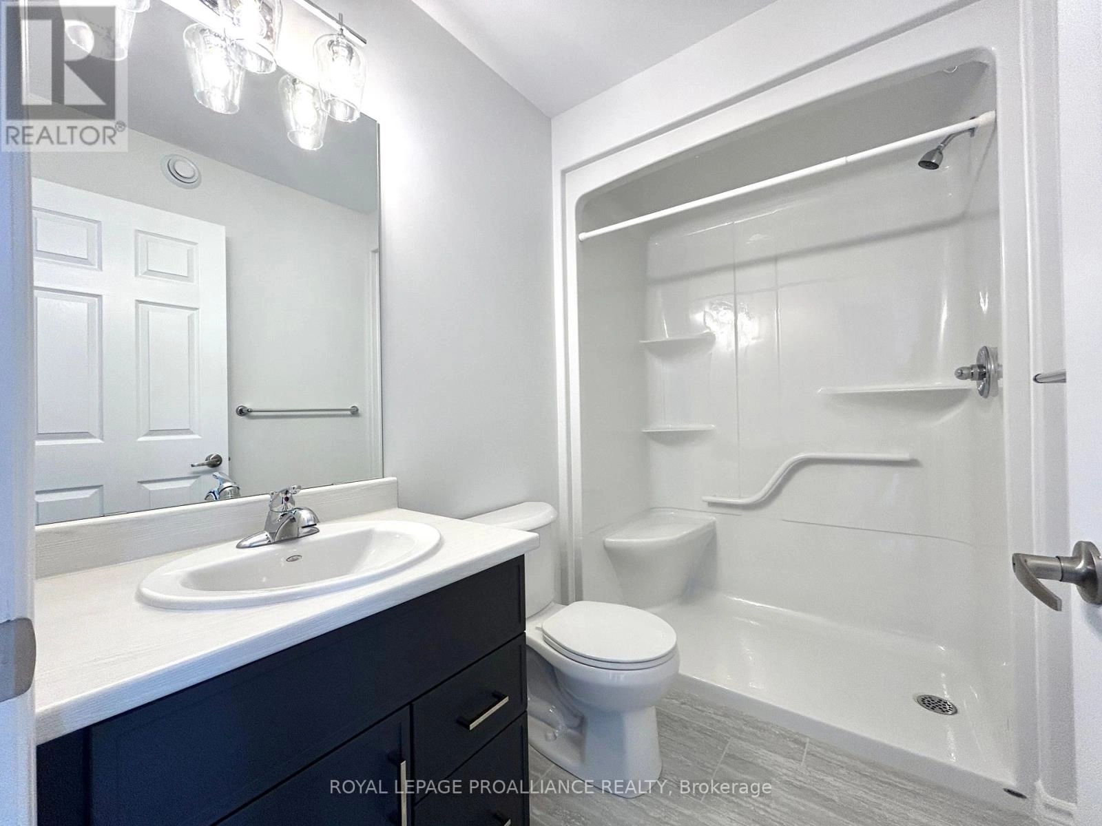 12 Riverstone Way, Belleville, Ontario K8N 0S6 - Photo 17 - X12473725