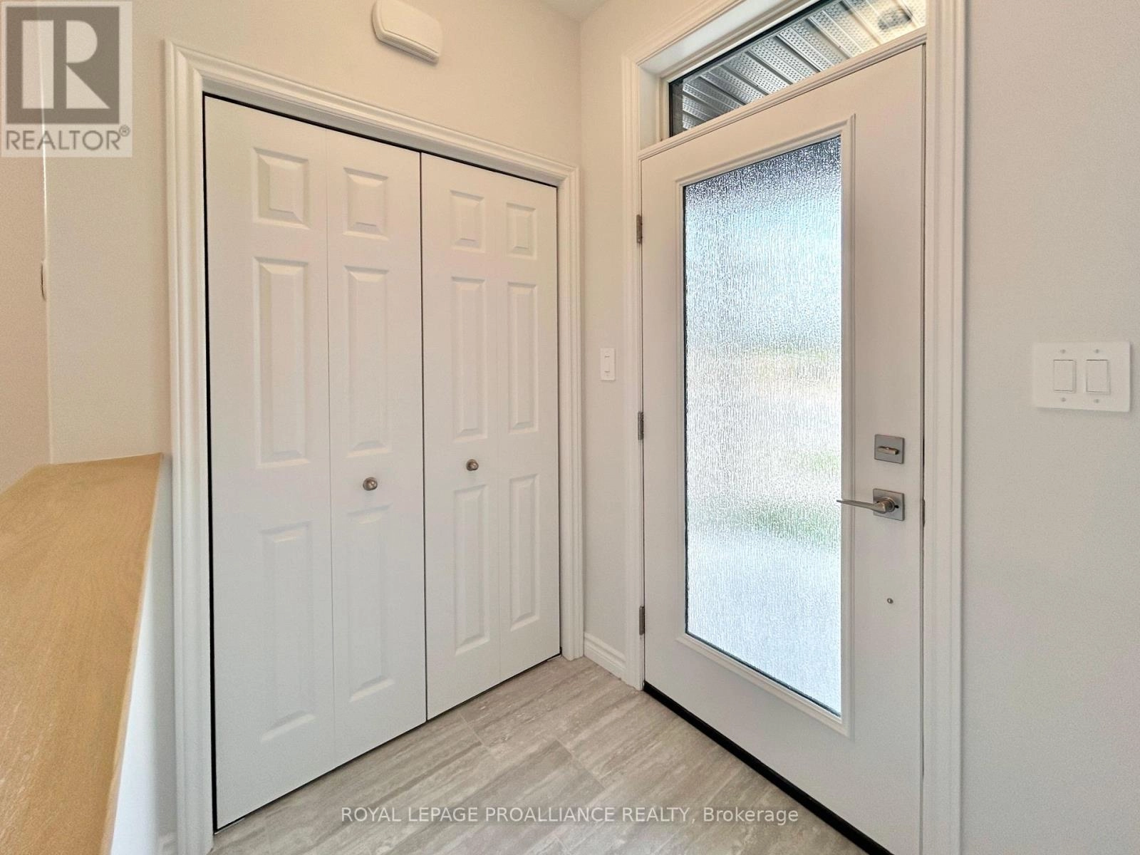 12 Riverstone Way, Belleville, Ontario K8N 0S6 - Photo 2 - X12473725