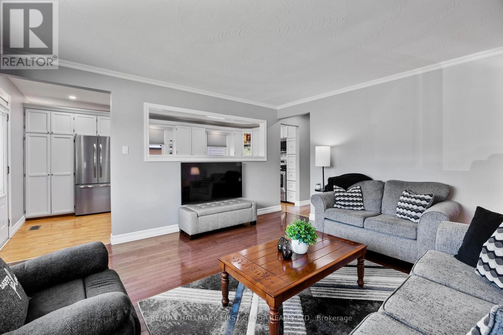 924 Mccullough Drive, Whitby, Ontario L1N 1C6 - Photo 10 - E12392503