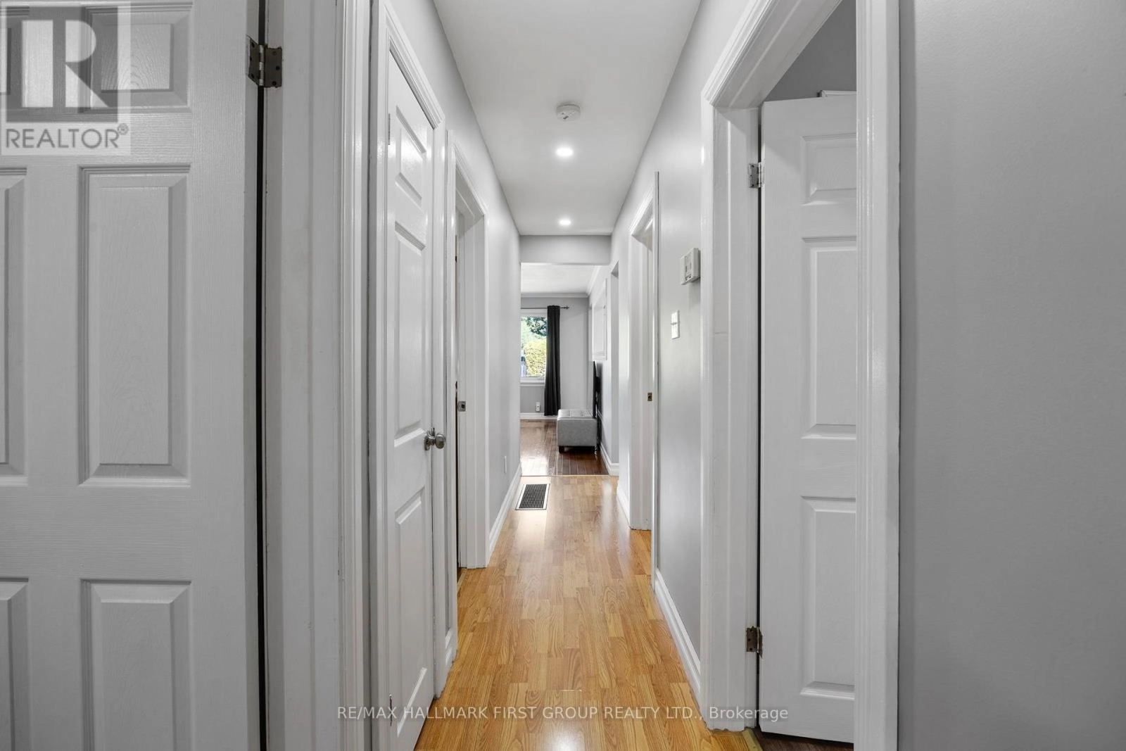 924 Mccullough Drive, Whitby, Ontario L1N 1C6 - Photo 16 - E12392503