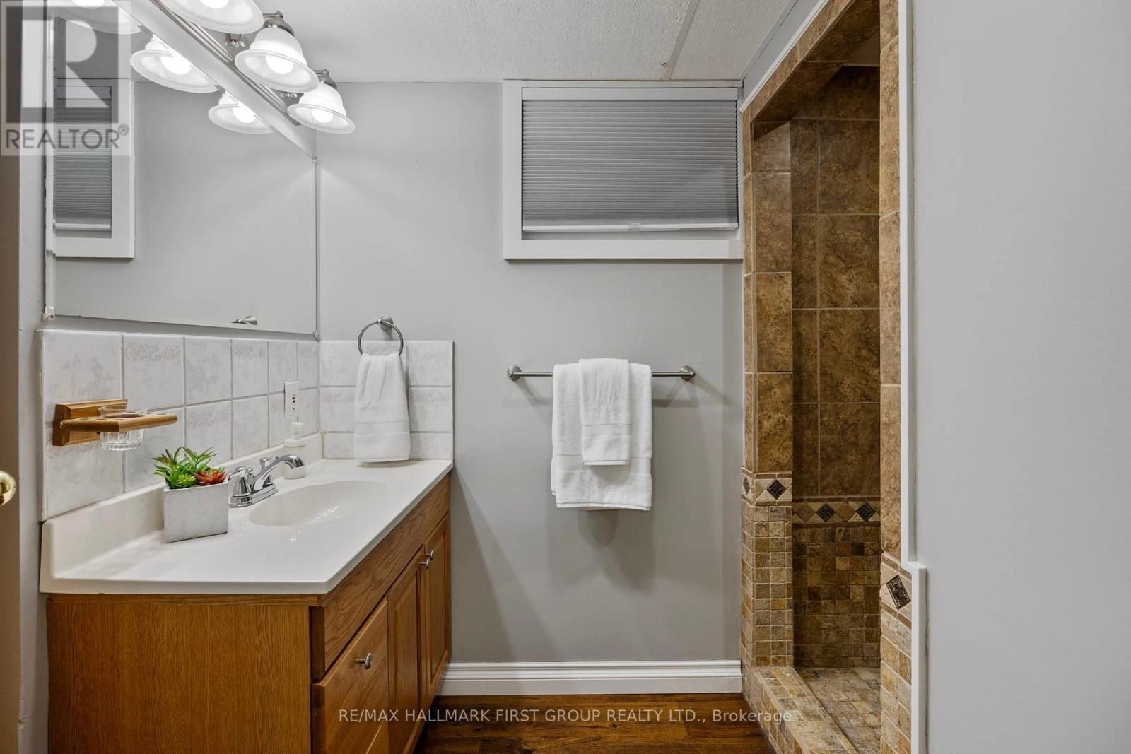 924 Mccullough Drive, Whitby, Ontario L1N 1C6 - Photo 34 - E12392503