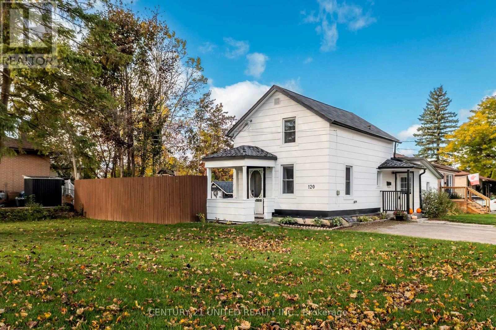 120 Elgin Street, Kawartha Lakes, Ontario  K9V 3W9 - Photo 1 - X12477046
