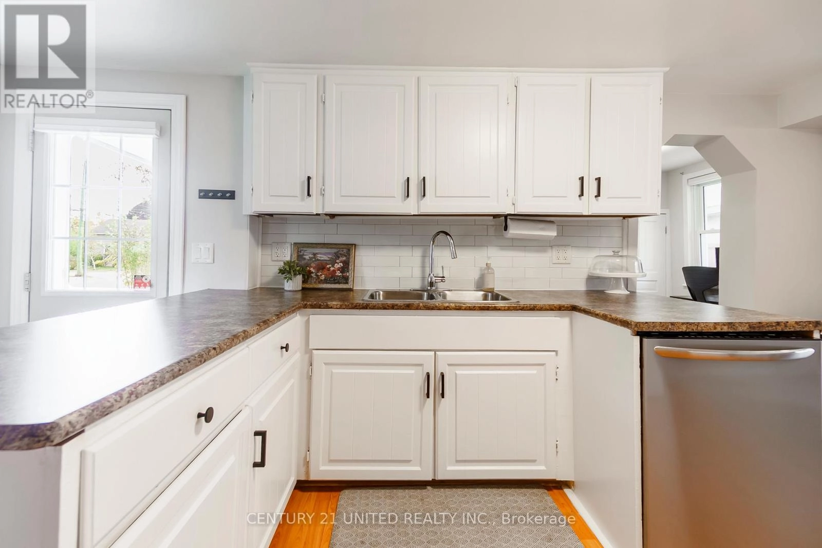 120 Elgin Street, Kawartha Lakes, Ontario  K9V 3W9 - Photo 11 - X12477046