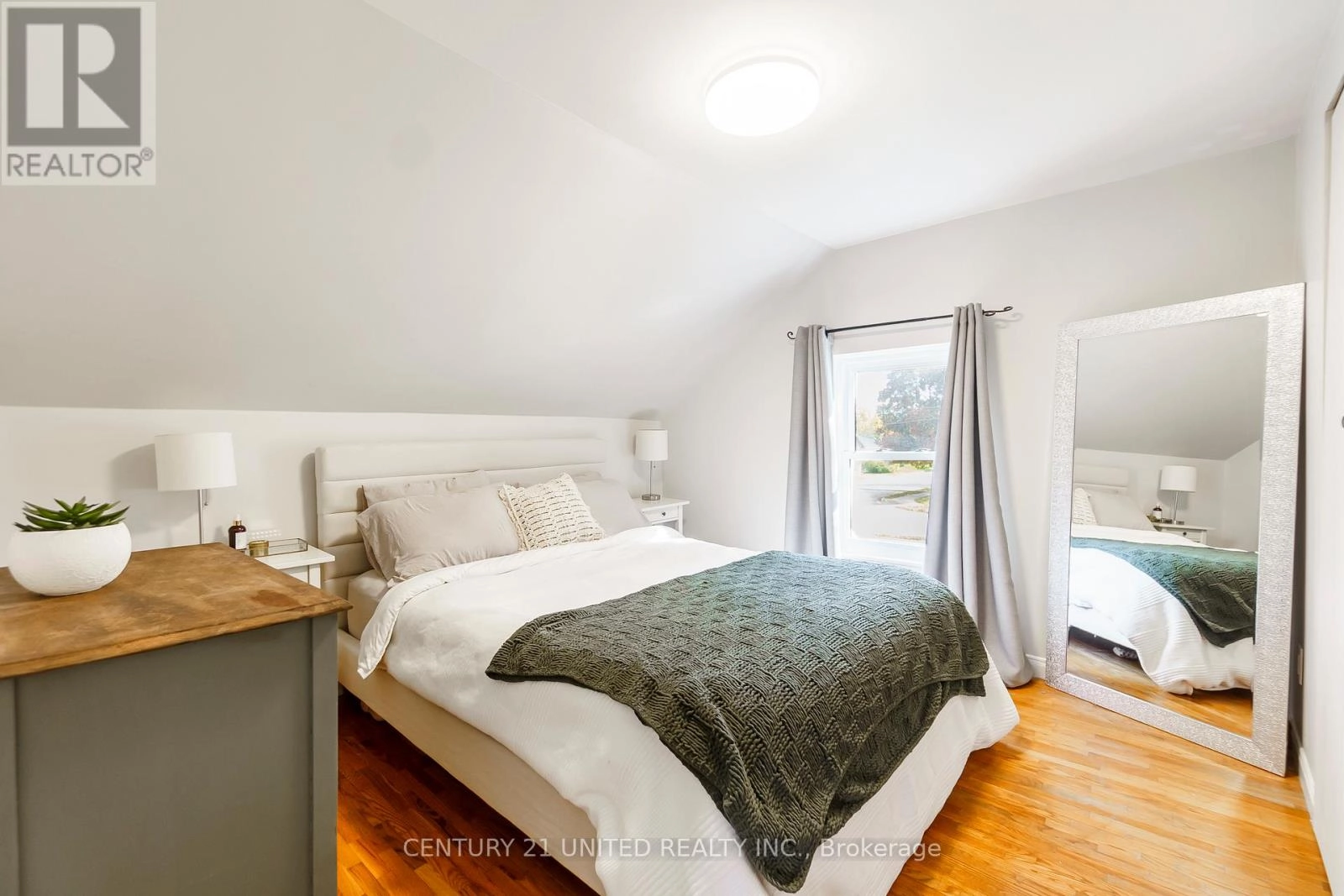 120 Elgin Street, Kawartha Lakes, Ontario  K9V 3W9 - Photo 13 - X12477046