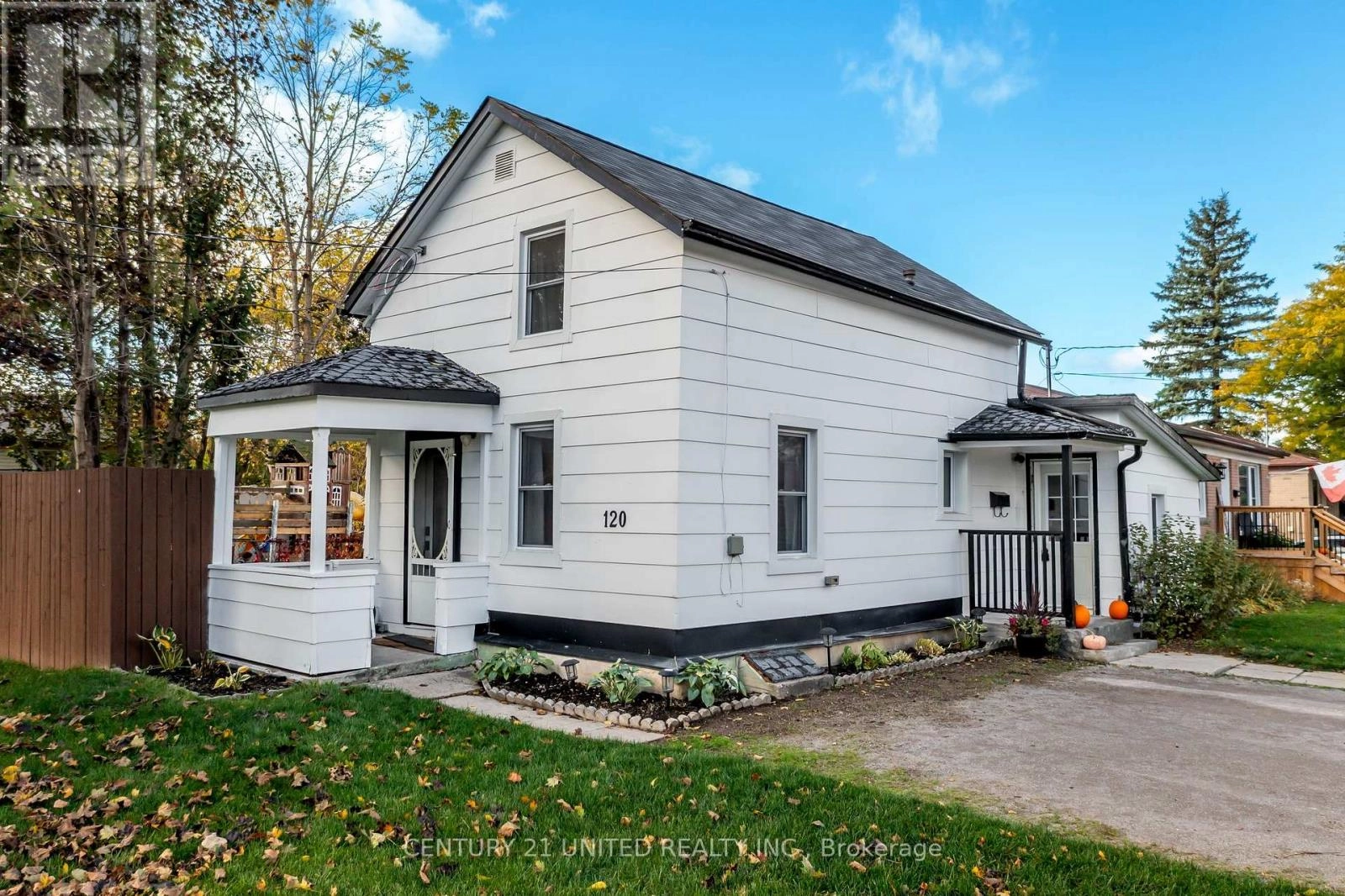 120 Elgin Street, Kawartha Lakes, Ontario  K9V 3W9 - Photo 2 - X12477046