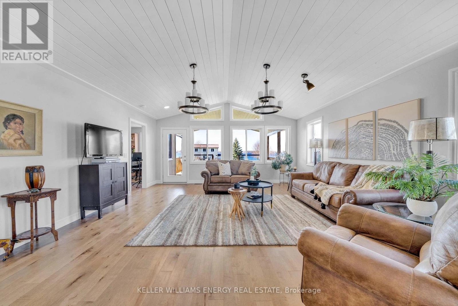 1649 County Road 15, Prince Edward County, Ontario  K0K 1W0 - Photo 14 - X12481553