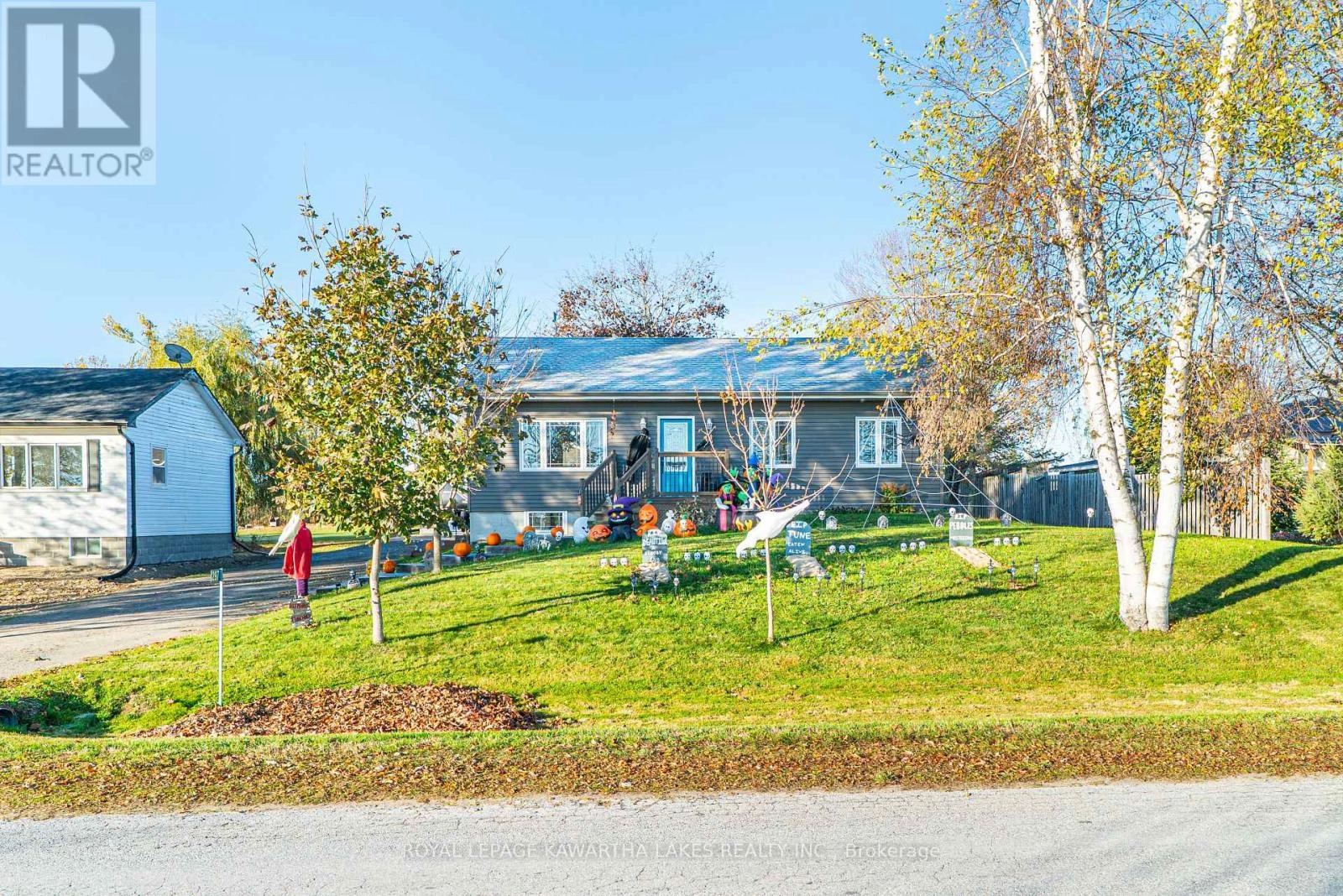 297 Hartley Road, Kawartha Lakes, Ontario K0M 2T0 - Photo 4 - X12490668