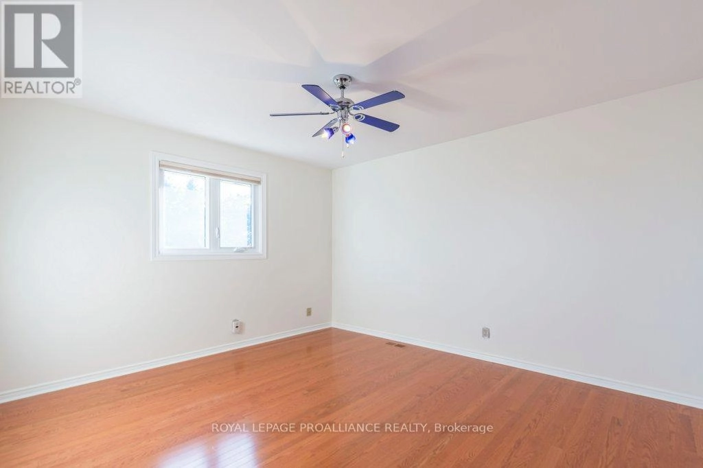 37 Dungannon Drive, Belleville, Ontario  K8P 5E7 - Photo 28 - X12491006