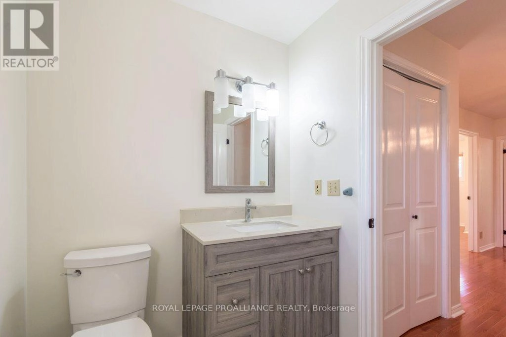 37 Dungannon Drive, Belleville, Ontario  K8P 5E7 - Photo 29 - X12491006