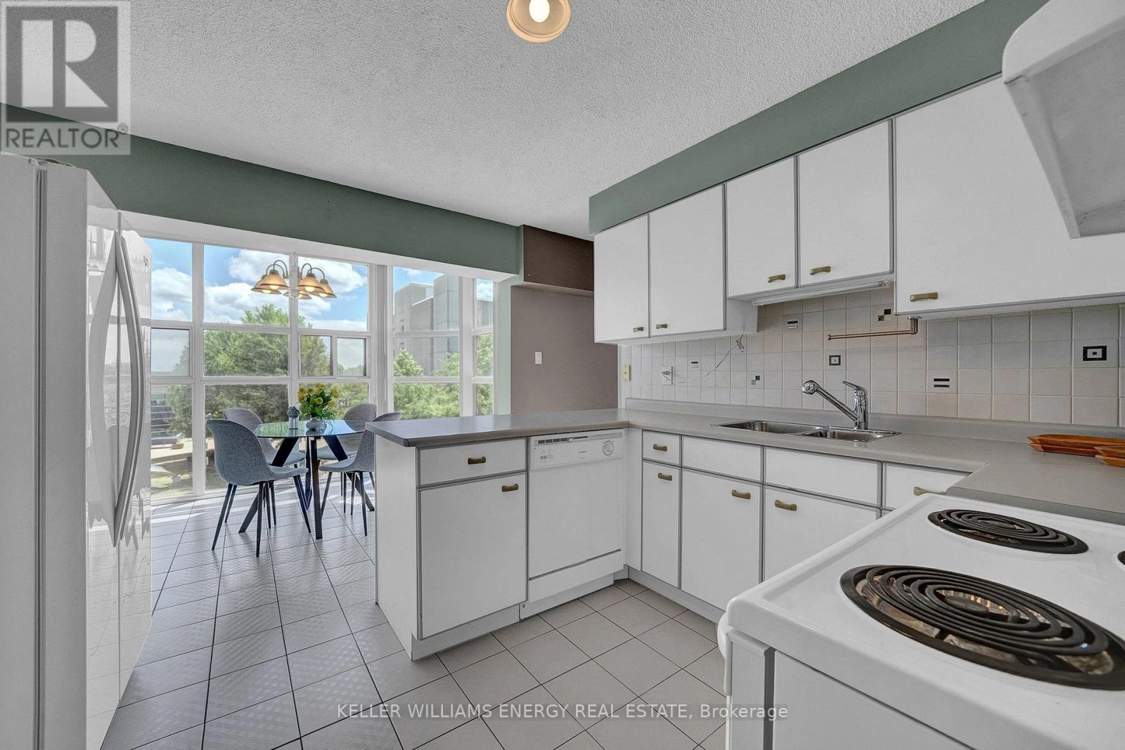 302 - 80 Athol Street E, Oshawa, Ontario L1H 8B7 - Photo 9 - E12489892