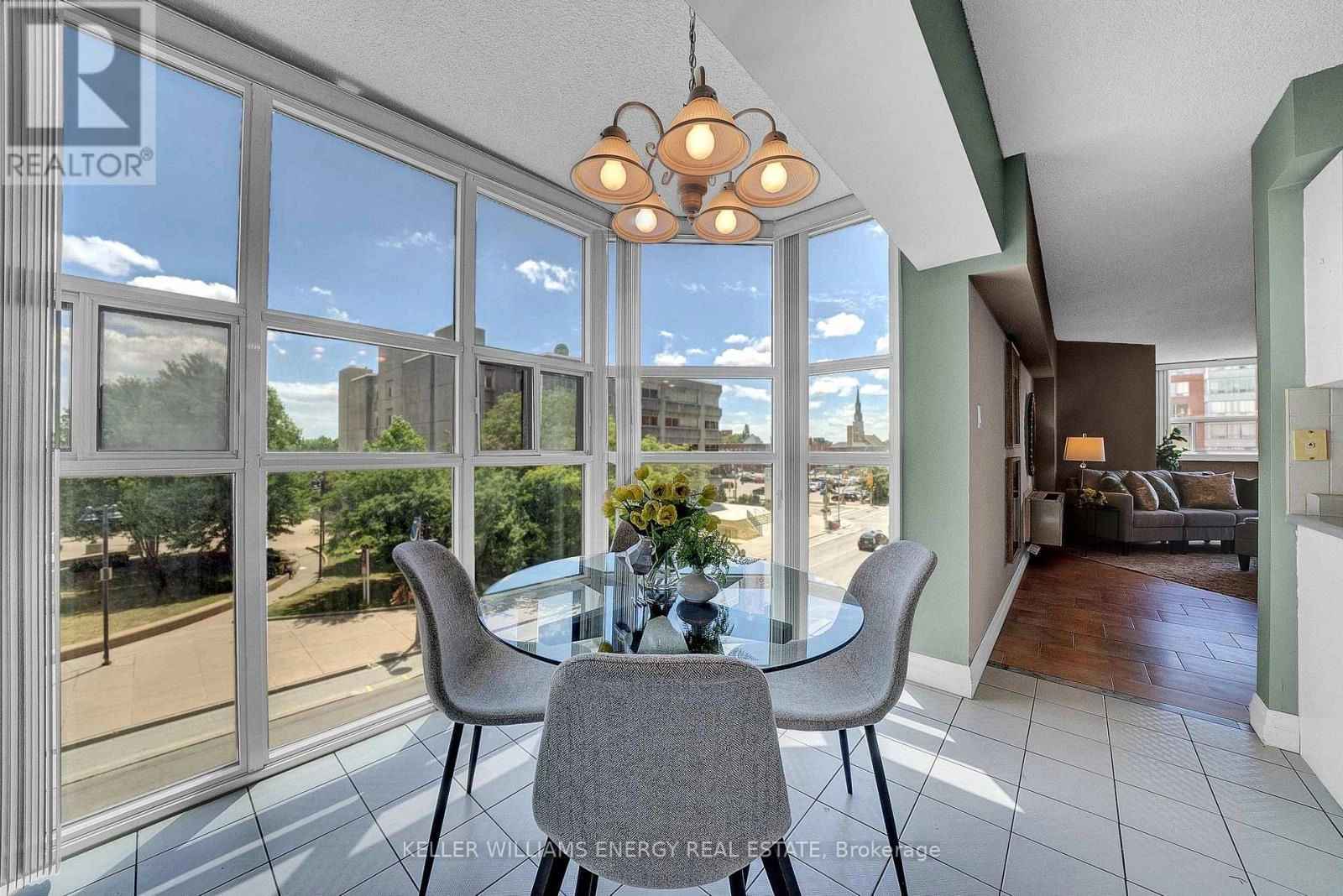 302 - 80 Athol Street E, Oshawa, Ontario L1H 8B7 - Photo 5 - E12489892