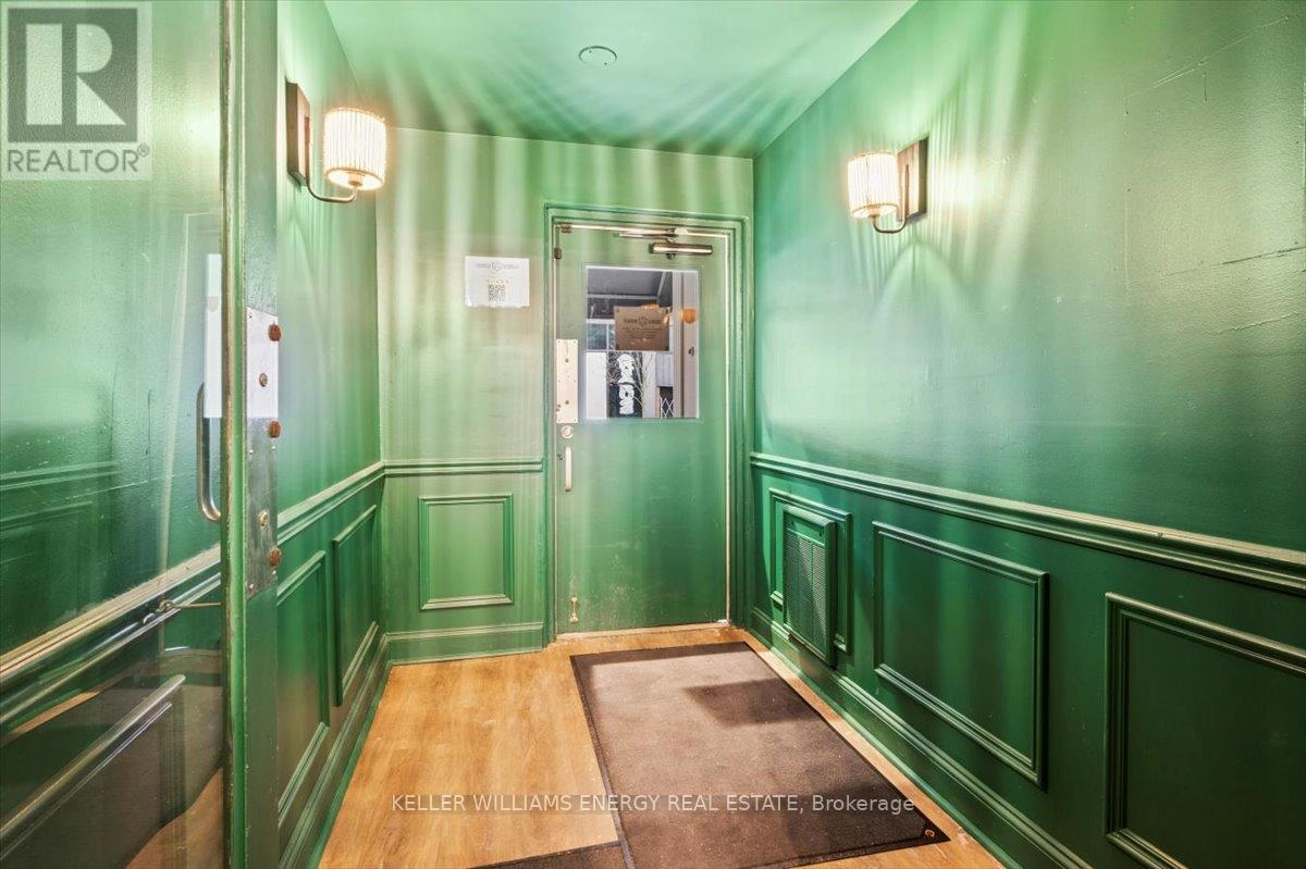 21 Celina Street, Oshawa, Ontario  L1H 4M9 - Photo 4 - E12483279