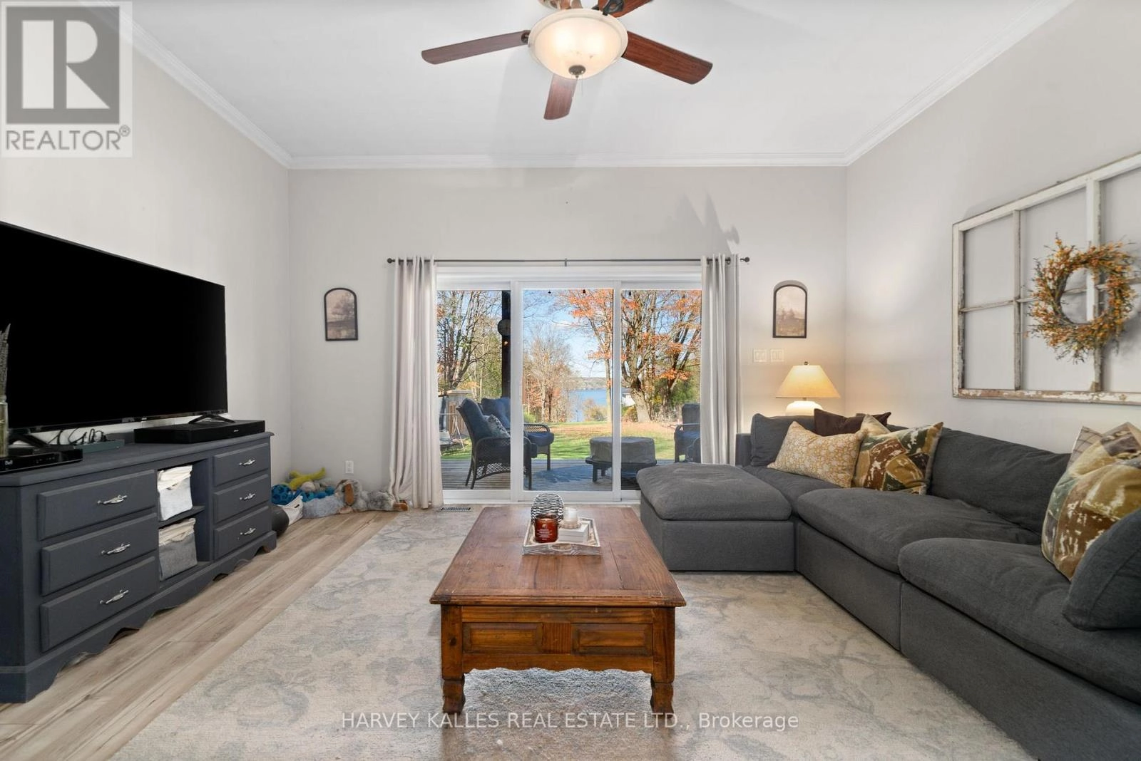 12130 Loyalist Parkway, Prince Edward County, Ontario  K0K 2T0 - Photo 11 - X12491884