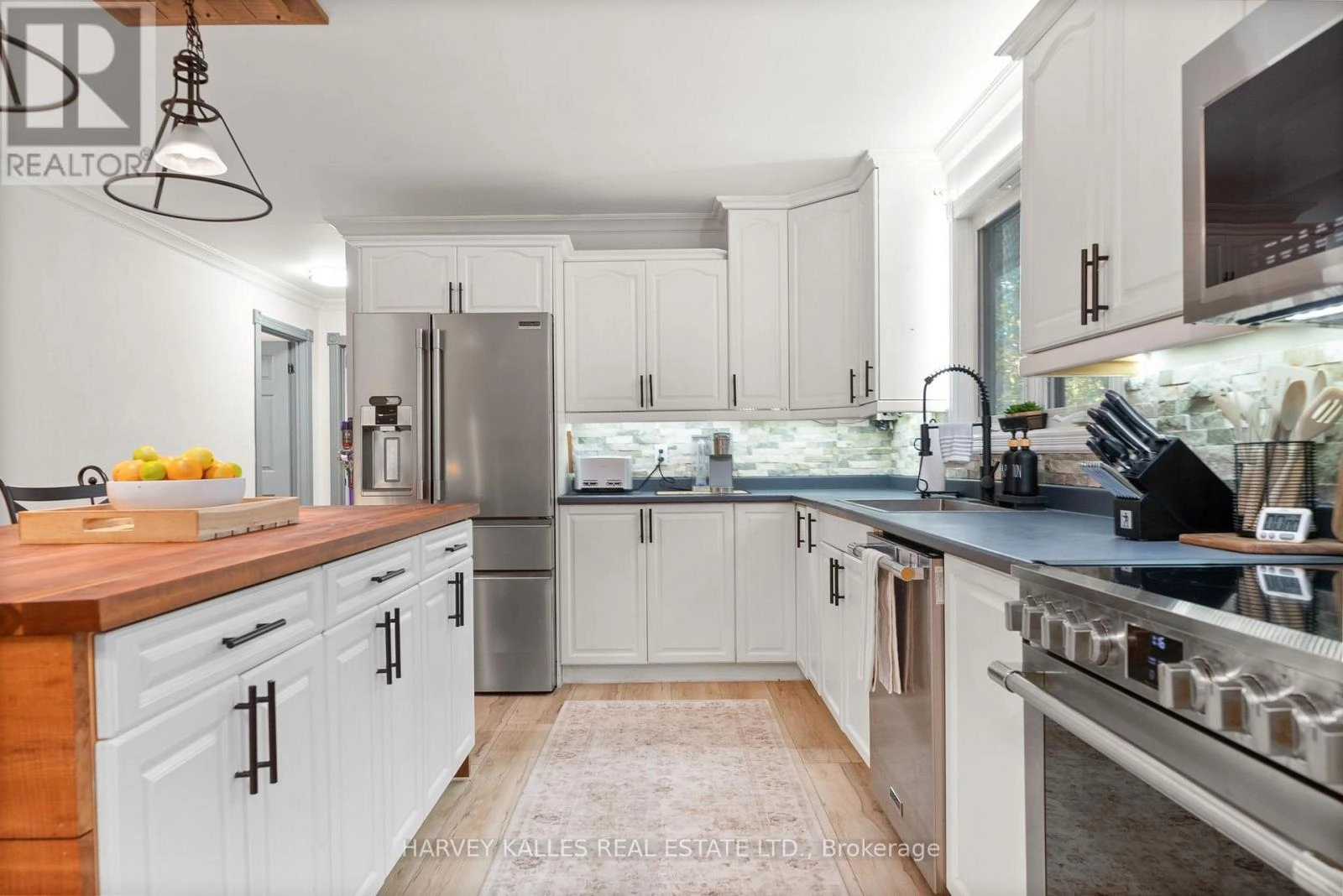 12130 Loyalist Parkway, Prince Edward County, Ontario  K0K 2T0 - Photo 7 - X12491884