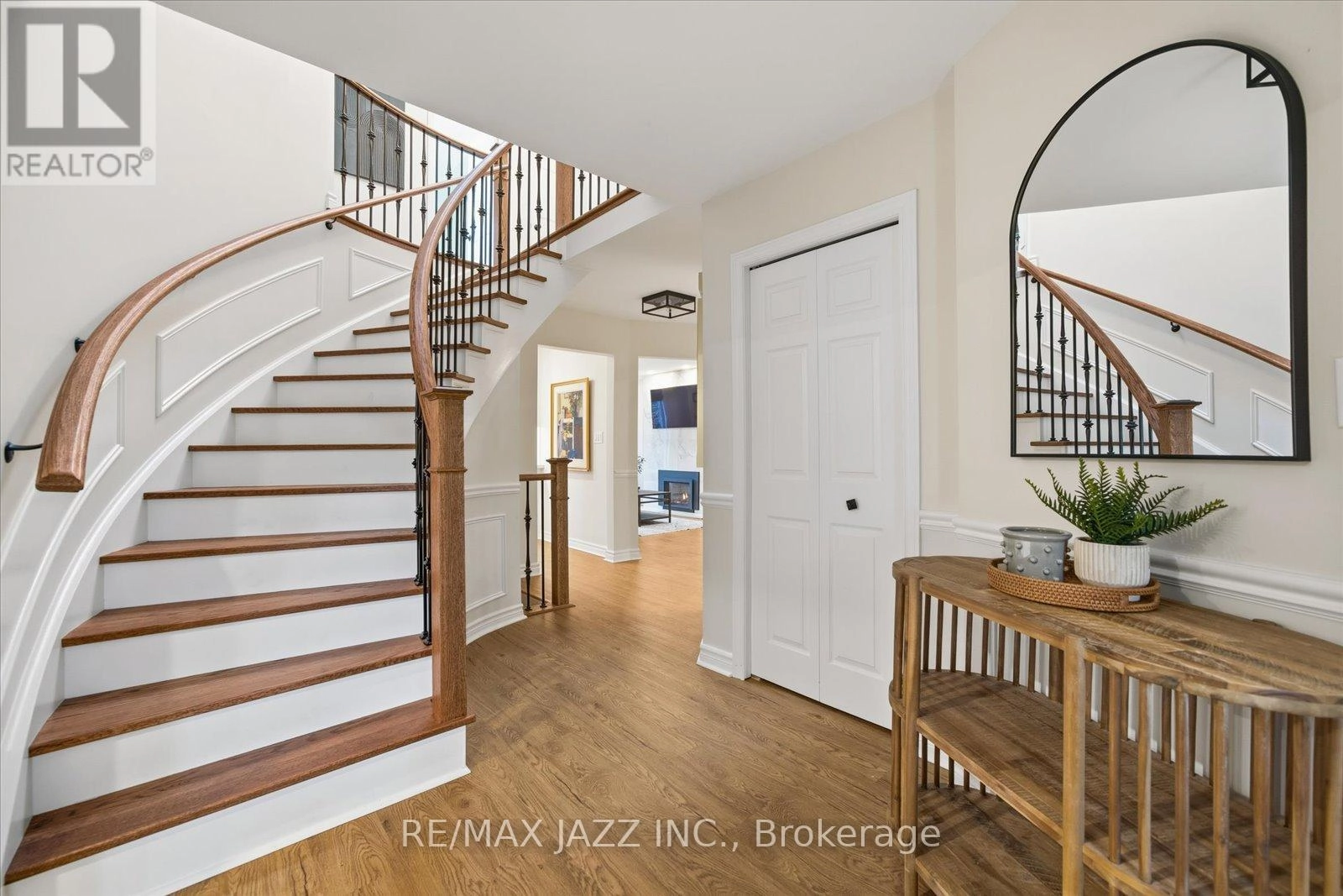 1014 Copperfield Drive, Oshawa, Ontario L1K 1S4 - Photo 3 - E12473455