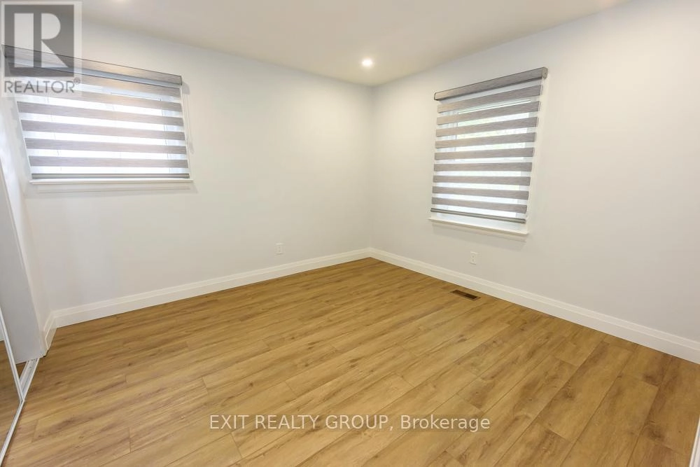 250 Ashley Street, Belleville, Ontario K0K 2B0 - Photo 15 - X12495826