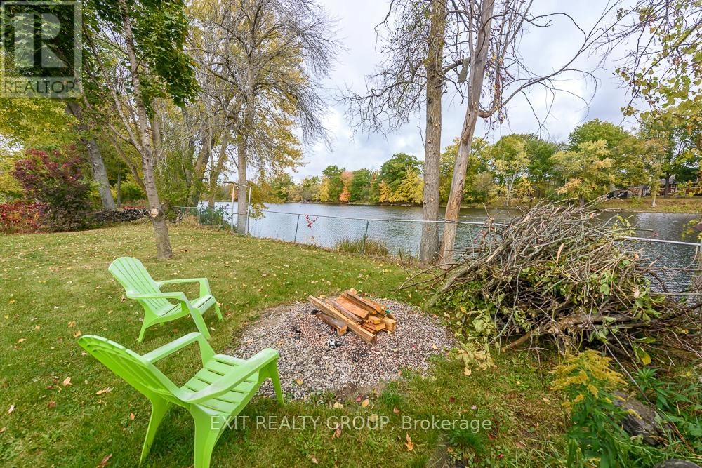 250 Ashley Street, Belleville, Ontario K0K 2B0 - Photo 27 - X12495826