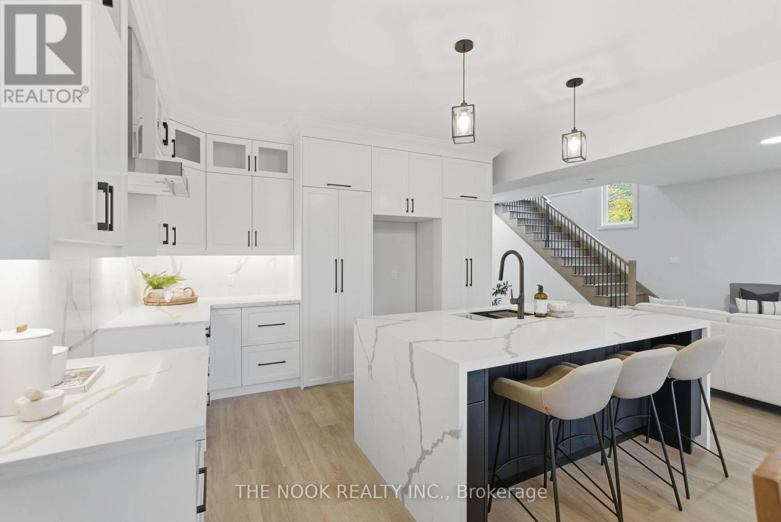 50 Russell Street E, Kawartha Lakes, Ontario K9V 2A6 - Photo 14 - X12506290