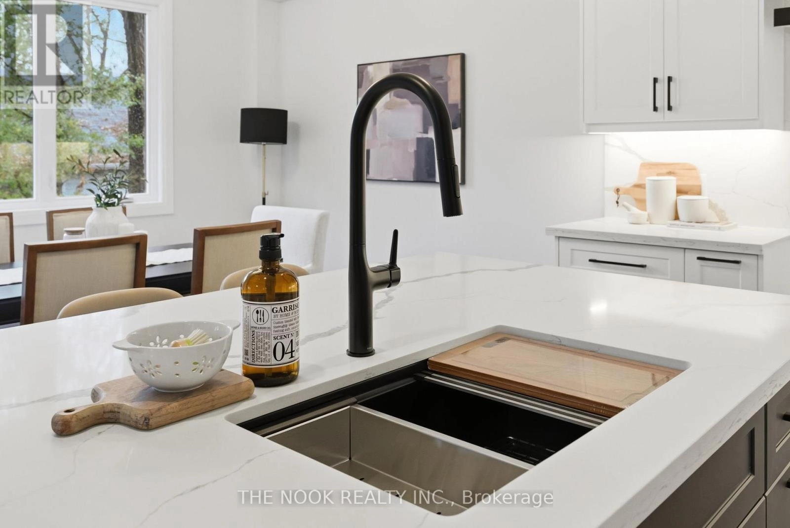 50 Russell Street E, Kawartha Lakes, Ontario K9V 2A6 - Photo 19 - X12506290