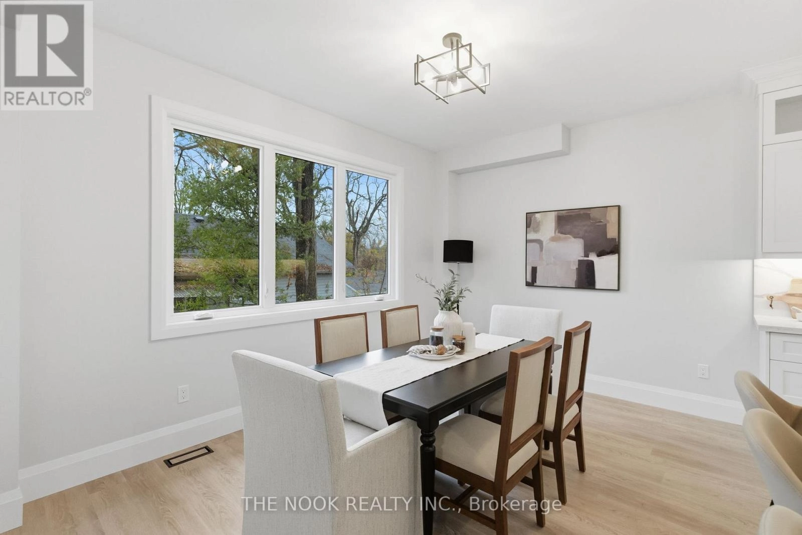 50 Russell Street E, Kawartha Lakes, Ontario K9V 2A6 - Photo 21 - X12506290