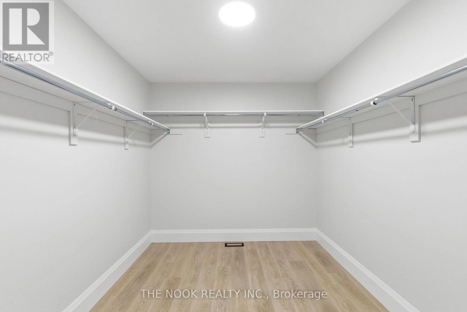 50 Russell Street E, Kawartha Lakes, Ontario K9V 2A6 - Photo 34 - X12506290