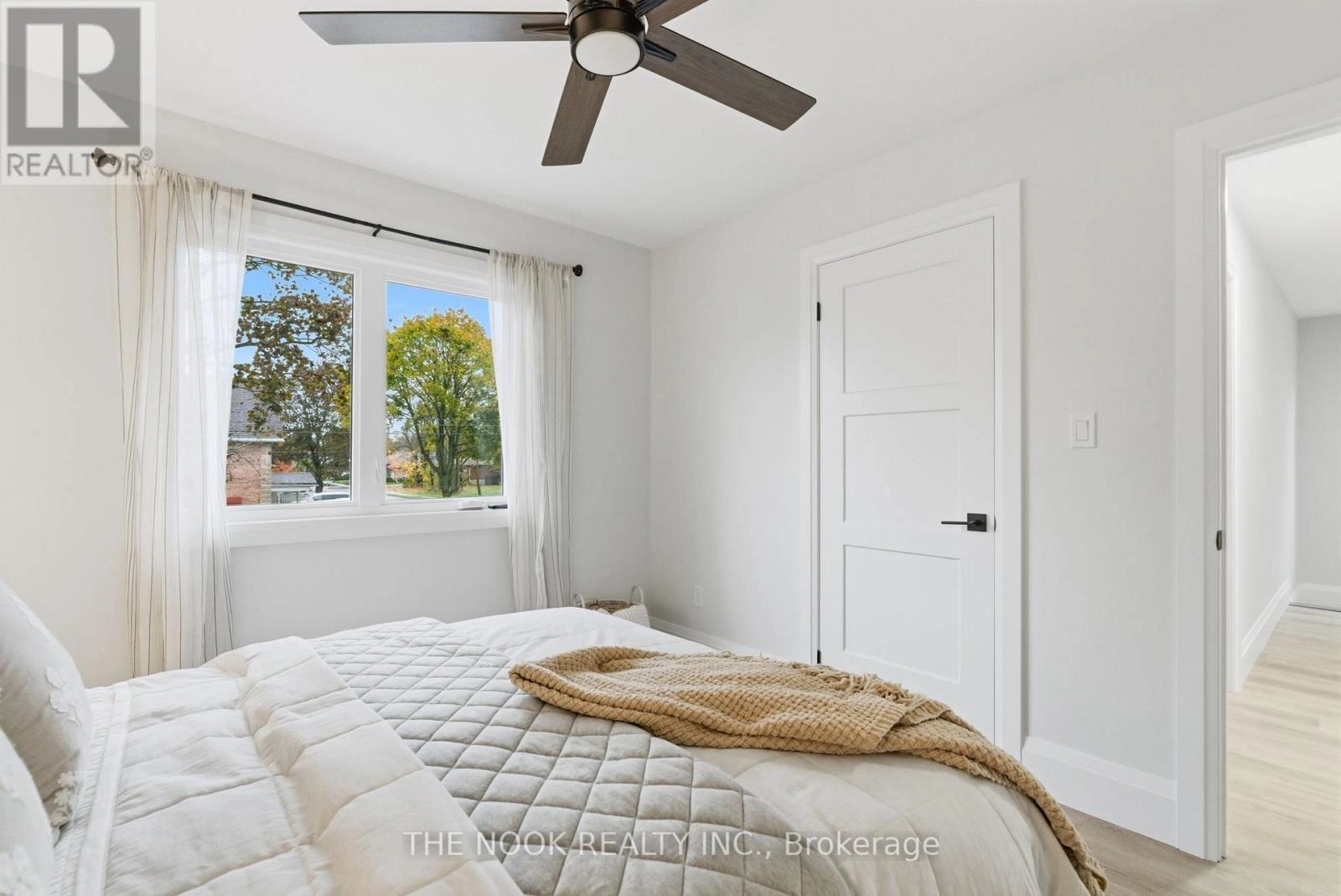 50 Russell Street E, Kawartha Lakes, Ontario K9V 2A6 - Photo 37 - X12506290