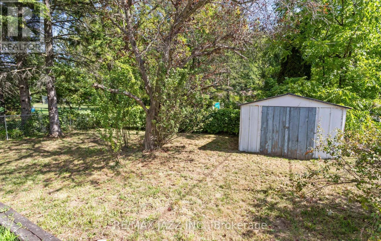 34 Fawcette Avenue, Prince Edward County, Ontario  K0K 2T0 - Photo 19 - X12524576