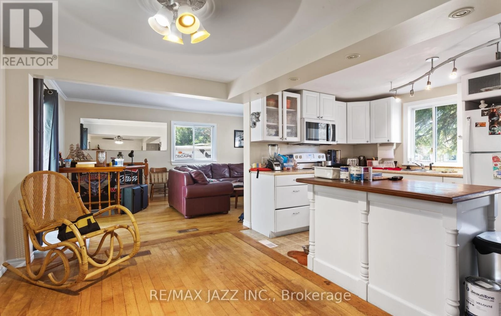 34 Fawcette Avenue, Prince Edward County, Ontario  K0K 2T0 - Photo 9 - X12524576