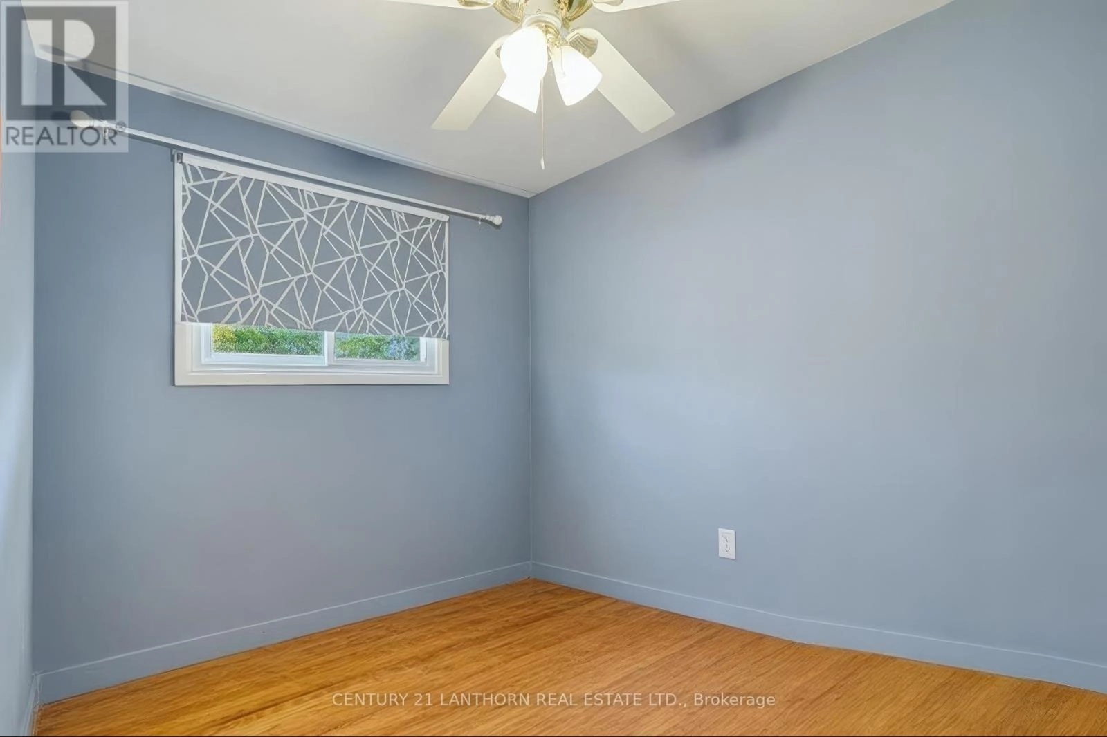 4 Highview Crescent, Belleville, Ontario  K8P 3G4 - Photo 15 - X12524822