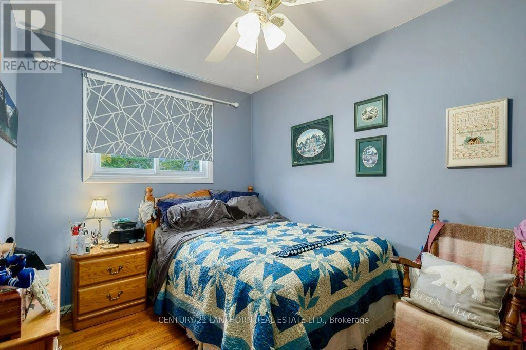 4 Highview Crescent, Belleville, Ontario  K8P 3G4 - Photo 16 - X12524822