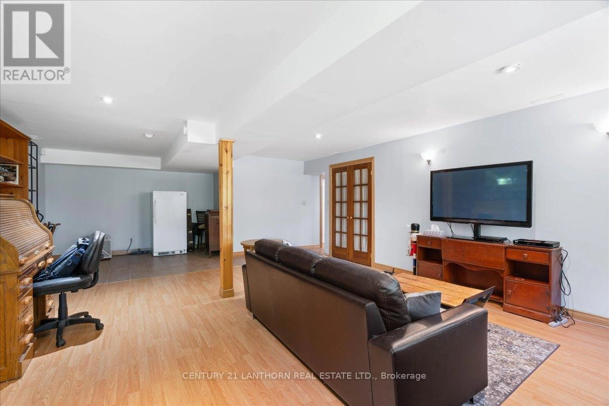 1207 Shannon Road, Prince Edward County, Ontario  K0K 2T0 - Photo 17 - X12320117