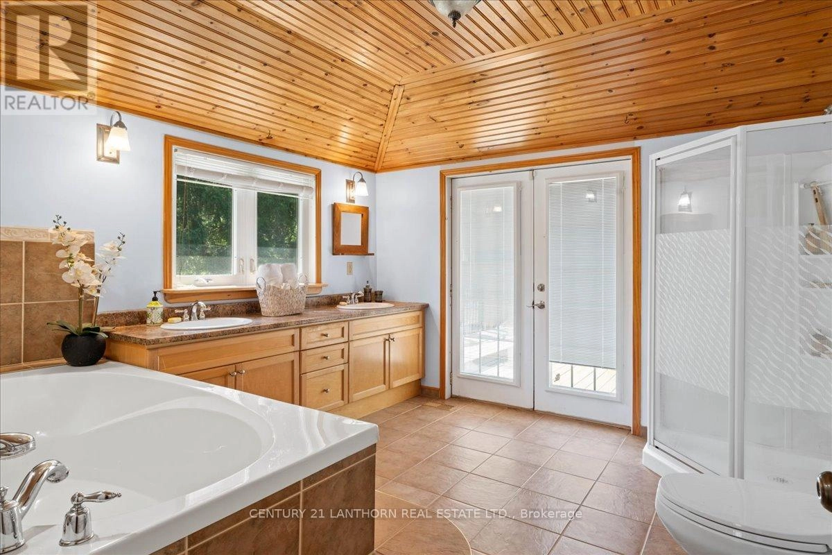 1207 Shannon Road, Prince Edward County, Ontario  K0K 2T0 - Photo 14 - X12320117