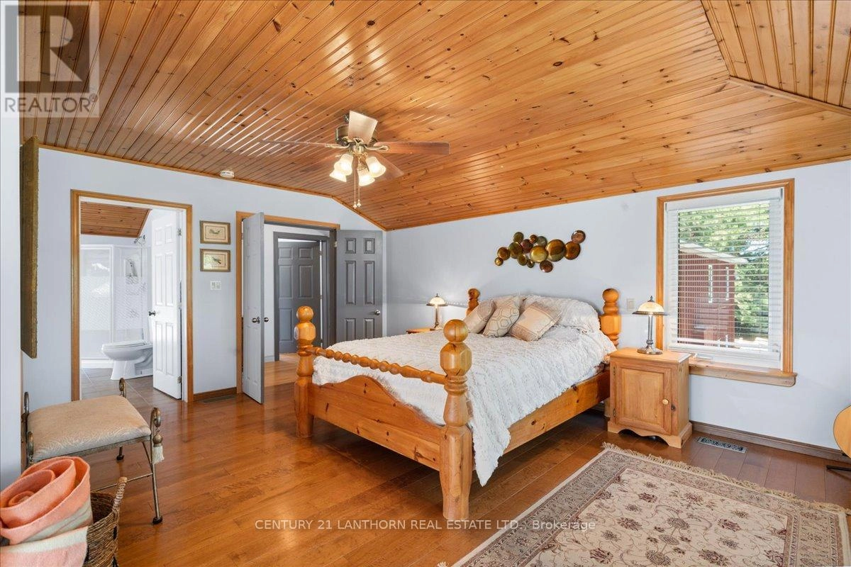 1207 Shannon Road, Prince Edward County, Ontario  K0K 2T0 - Photo 12 - X12320117