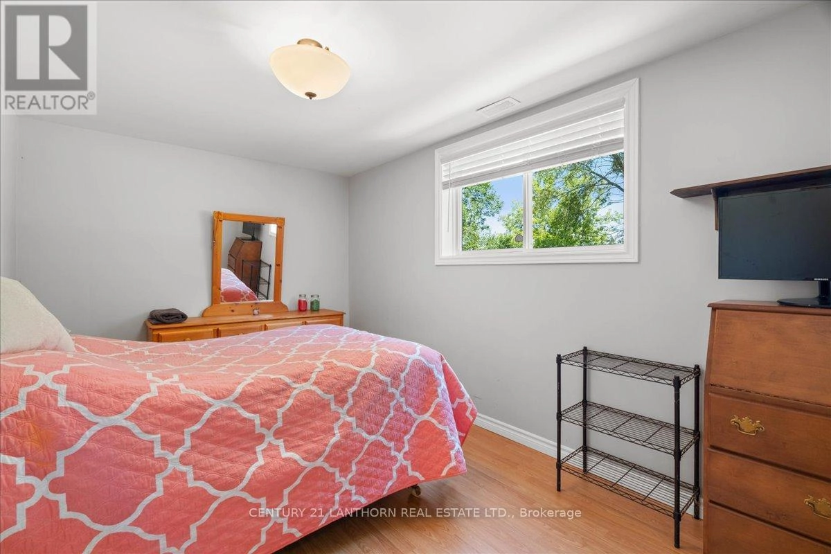 1207 Shannon Road, Prince Edward County, Ontario  K0K 2T0 - Photo 20 - X12320117