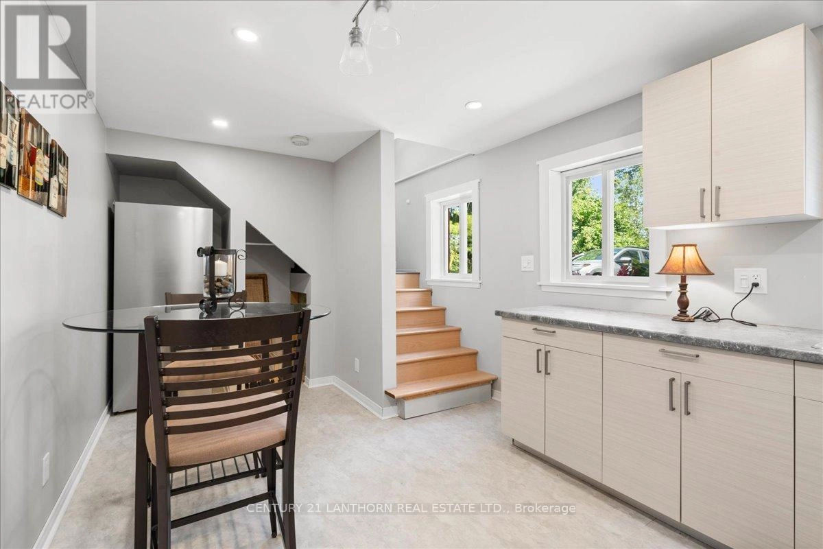 1207 Shannon Road, Prince Edward County, Ontario  K0K 2T0 - Photo 23 - X12320117