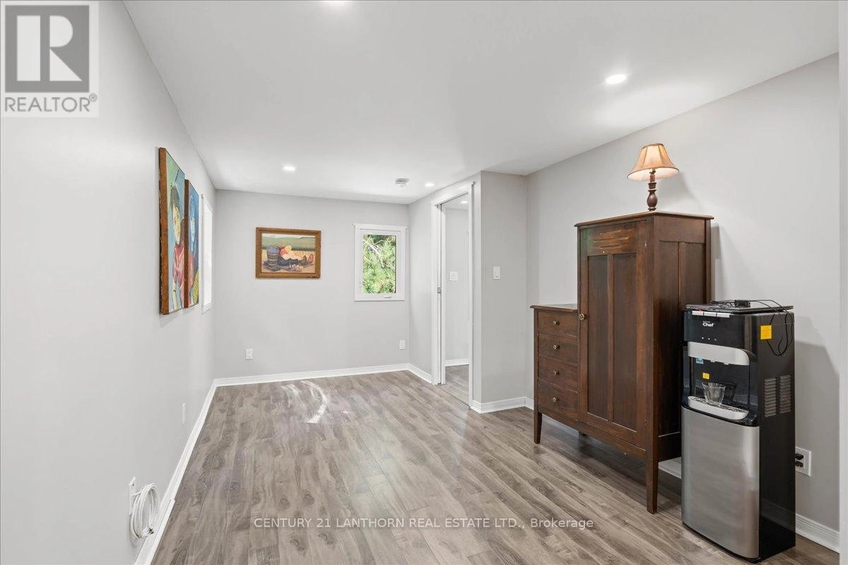 1207 Shannon Road, Prince Edward County, Ontario  K0K 2T0 - Photo 26 - X12320117