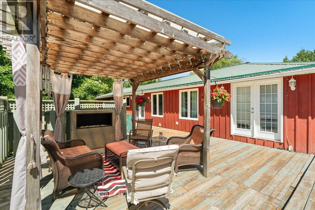 1207 Shannon Road, Prince Edward County, Ontario  K0K 2T0 - Photo 31 - X12320117