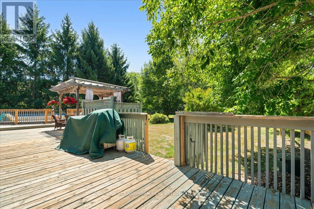 1207 Shannon Road, Prince Edward County, Ontario  K0K 2T0 - Photo 32 - X12320117