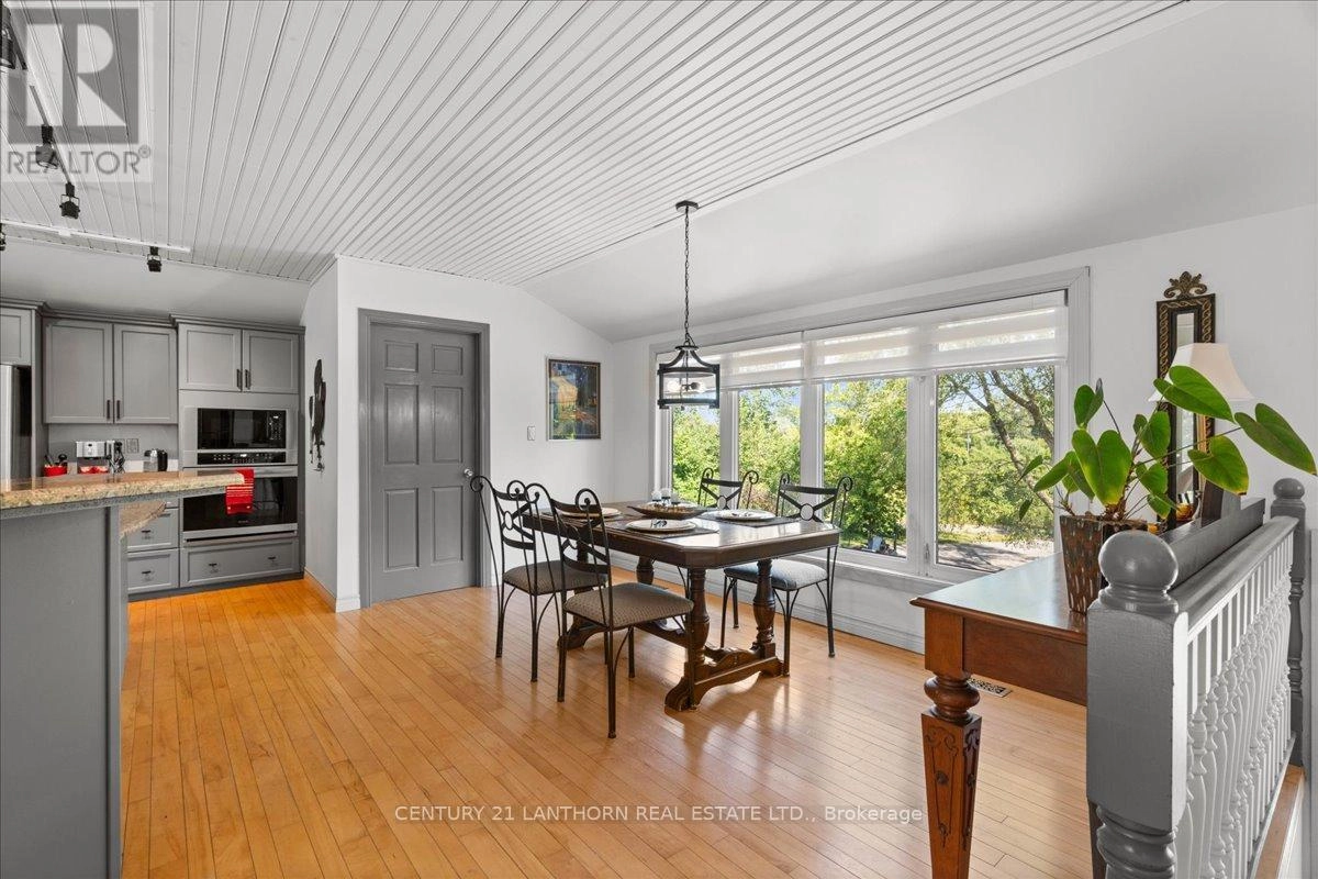 1207 Shannon Road, Prince Edward County, Ontario  K0K 2T0 - Photo 8 - X12320117