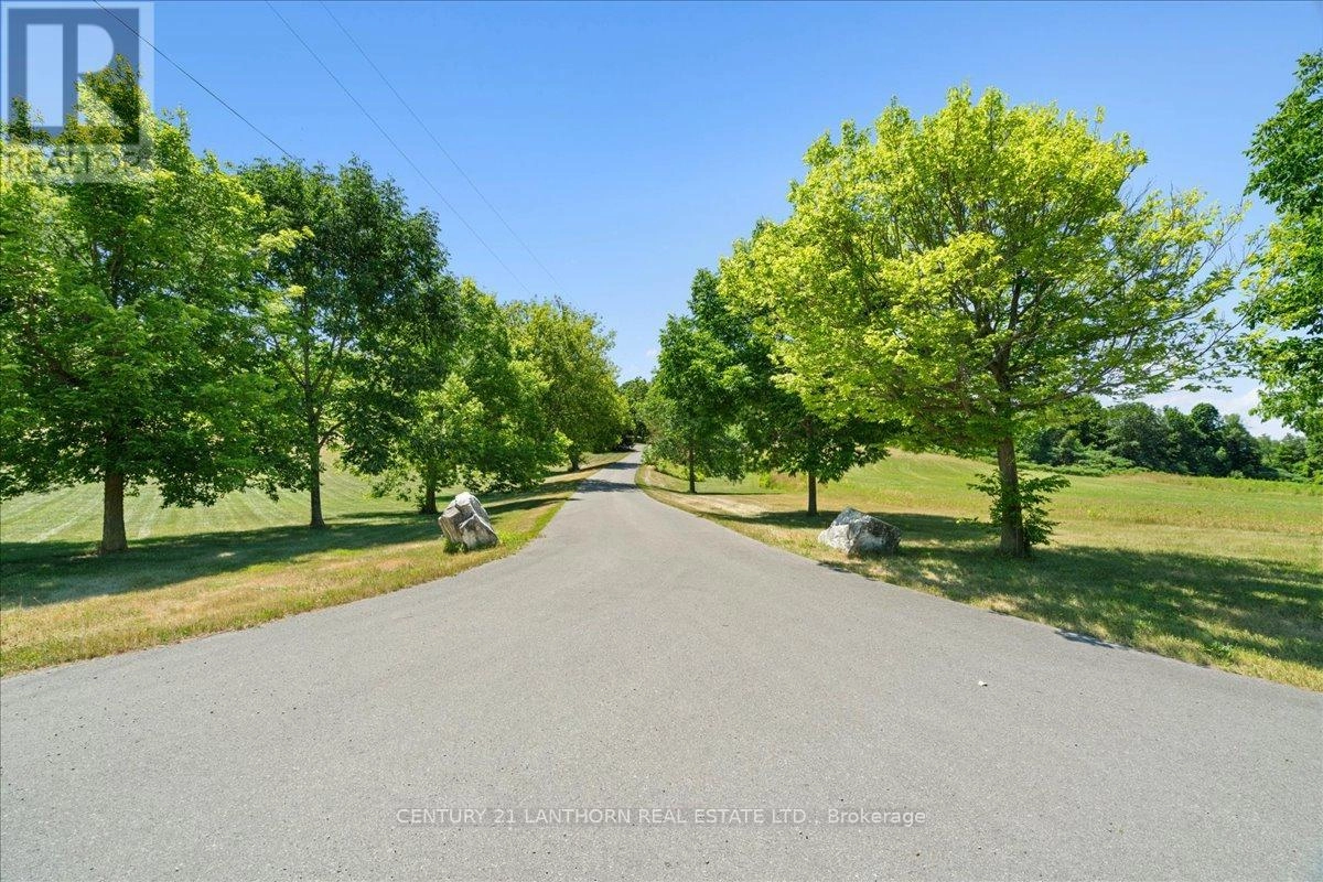 1207 Shannon Road, Prince Edward County, Ontario  K0K 2T0 - Photo 44 - X12320117